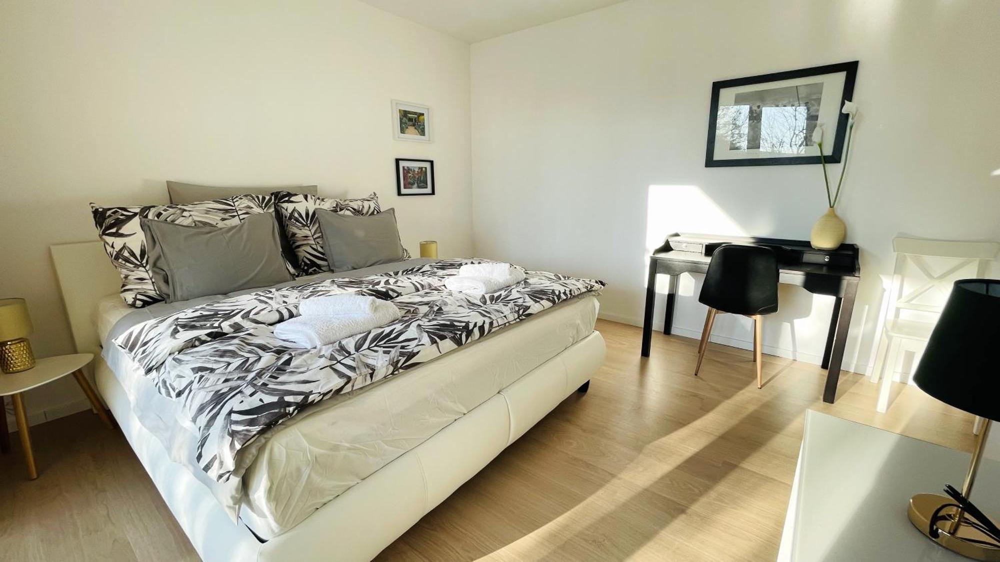 House Flow, 3 Room With Terrace, Free 2 Parking Pressburg Exterior foto