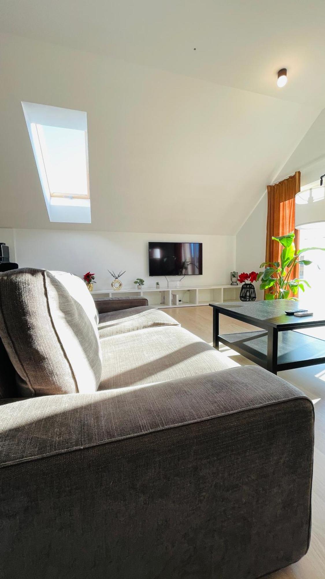 House Flow, 3 Room With Terrace, Free 2 Parking Pressburg Exterior foto